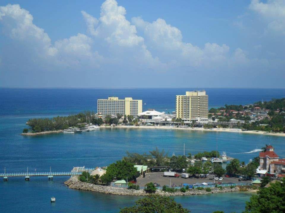 Appartamento Chill On The Hill Ocho Rios Esterno foto